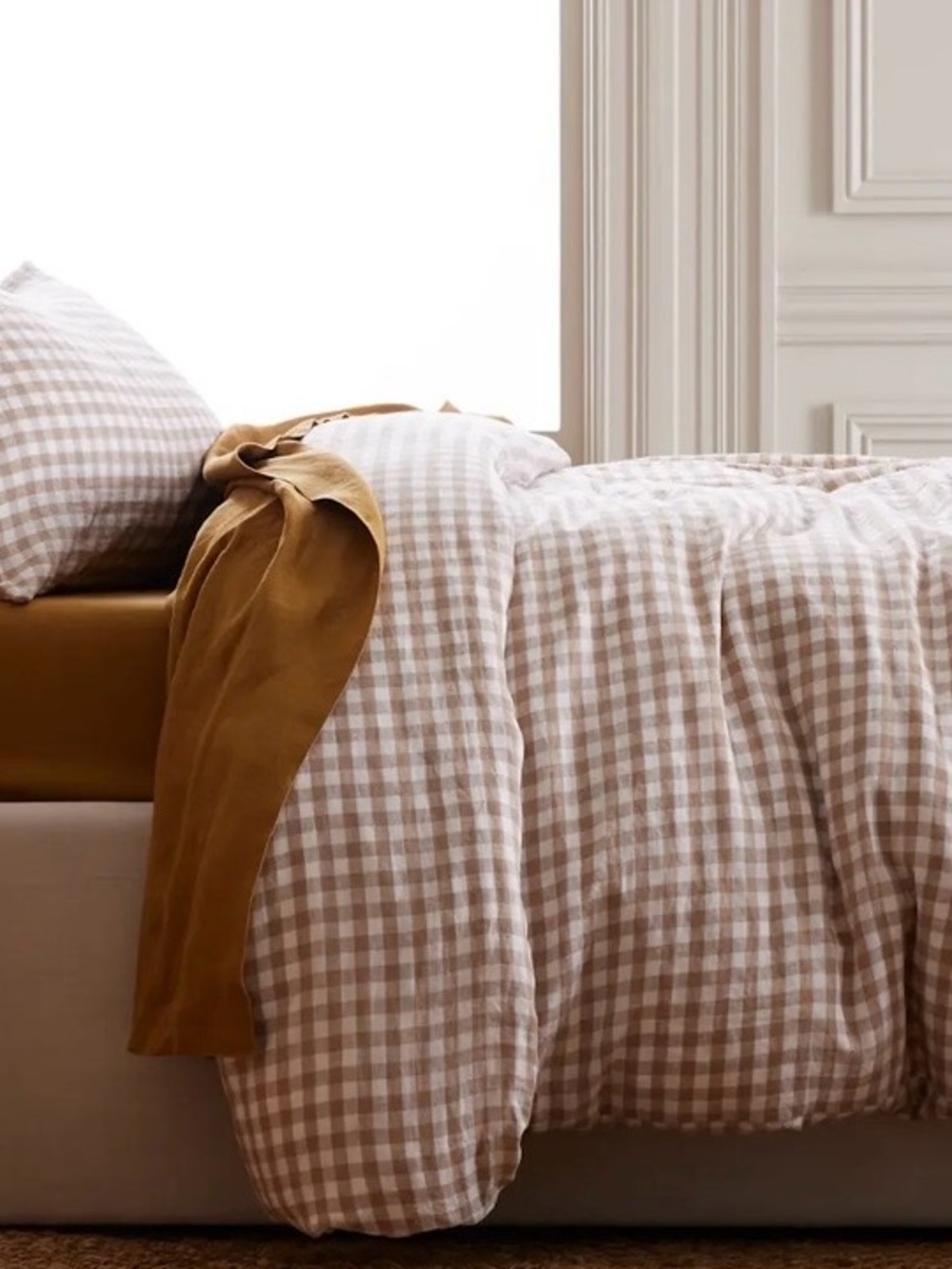 Quince European Linen 3 Piece Gingham Duvet Cover Set, King/Cal (Cafe/White) - Picture 4 of 5